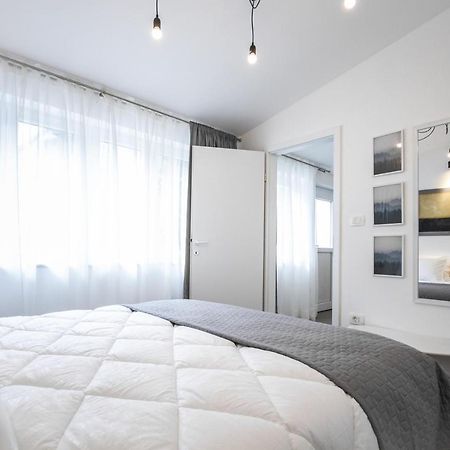 Apartment Denis Rovinj Exterior photo