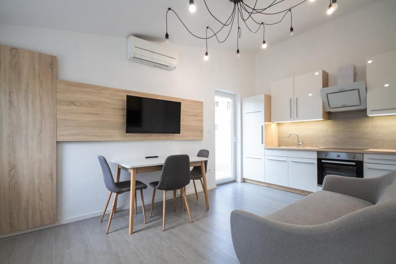 Apartment Denis Rovinj Exterior photo